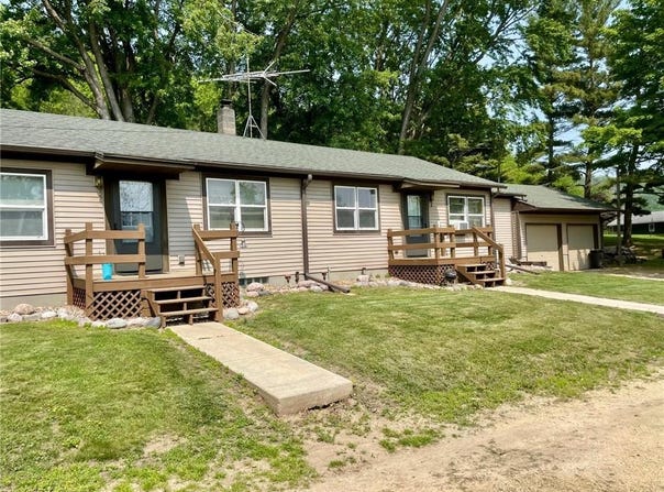 S1562 State Road 35, Alma, WI 54610