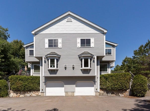 1203 Old Bridge Lane, Bellingham, MA 02019