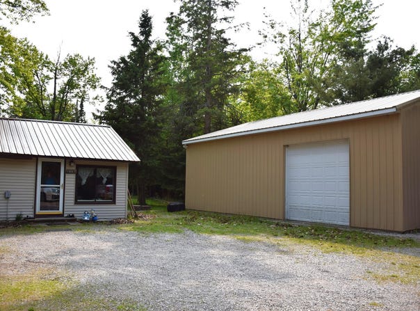 1467 N Black River Road, Cheboygan, MI 49721