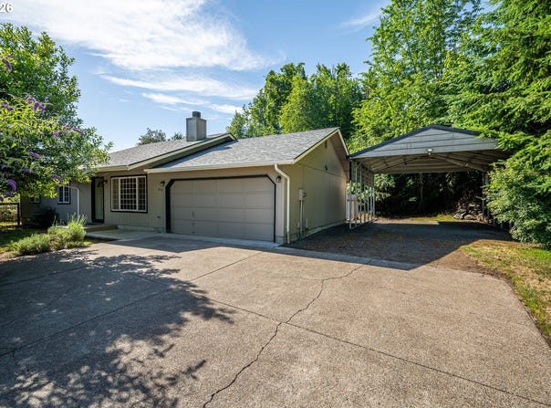 4351 ELDERBERRY St, Springfield, OR 97478