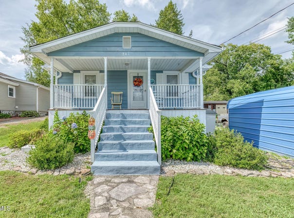 241 Magnolia Drive, Bristol, VA 24201