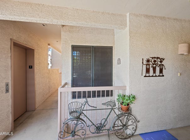 16631 E El Lago Boulevard, Fountain Hills, AZ 85268
