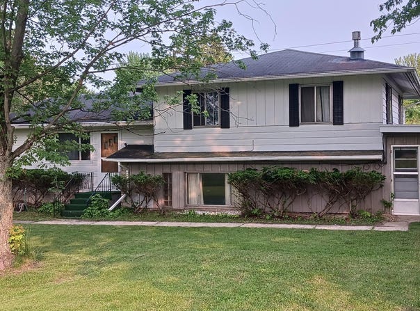 4376 E Snow Road, Berrien Springs, MI 49103