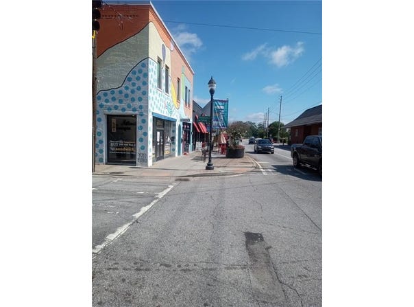 3727 Main Street, Atlanta, GA 30337