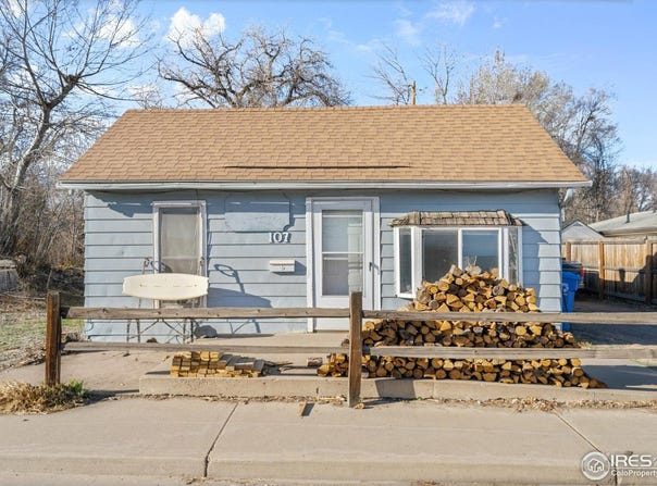 107 W 1st St, Loveland, CO 80537