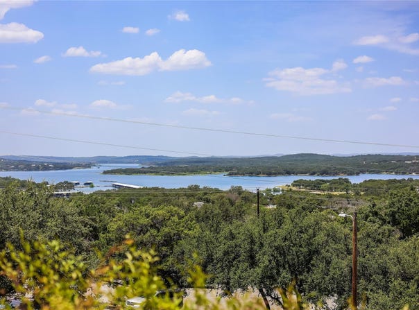 21461 Coyote Trl, Lago Vista, TX 78645