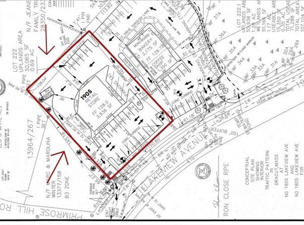 1905 Lakeview Ave, Dracut, MA 01826