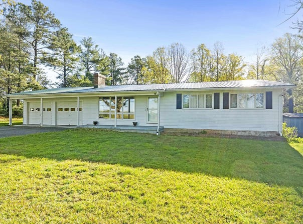 5290 CRUMPTOWN RD, FARMVILLE, VA 23901