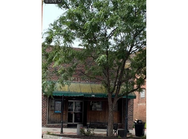 516 Felix Street, St Joseph, MO 64501