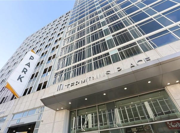 3325 Piedmont Road NE, Atlanta, GA 30326