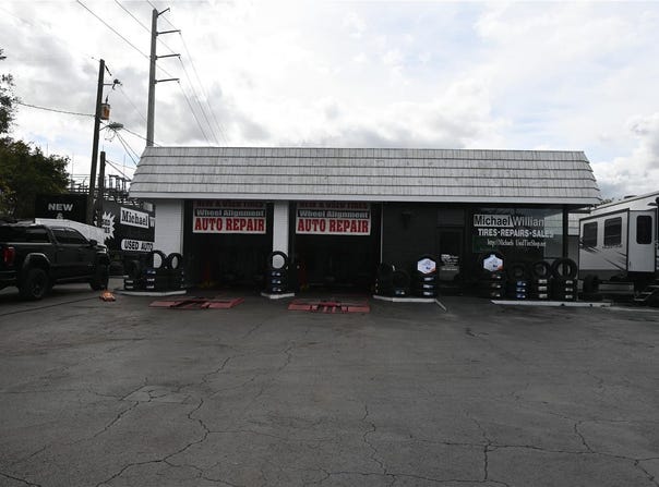 2501 SANFORD AVENUE, SANFORD, FL 32773