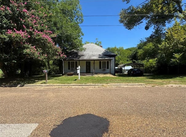 303 Keith Street, Mount Vernon, TX 75457