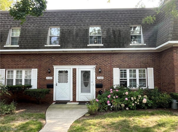 21005 Reserve Court unit: D117, Fairview Park, OH 44126