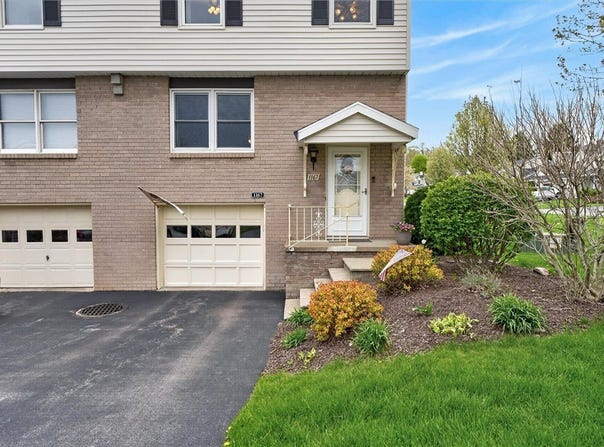1167 Hampton Drive, Victor, NY 14564