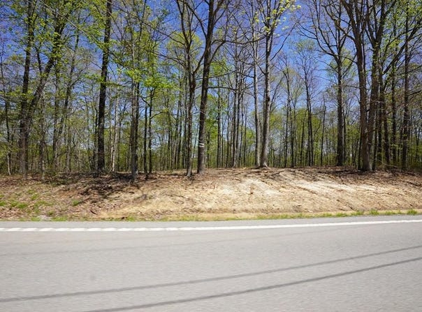 7 Highway 232, STEWART, TN 37175