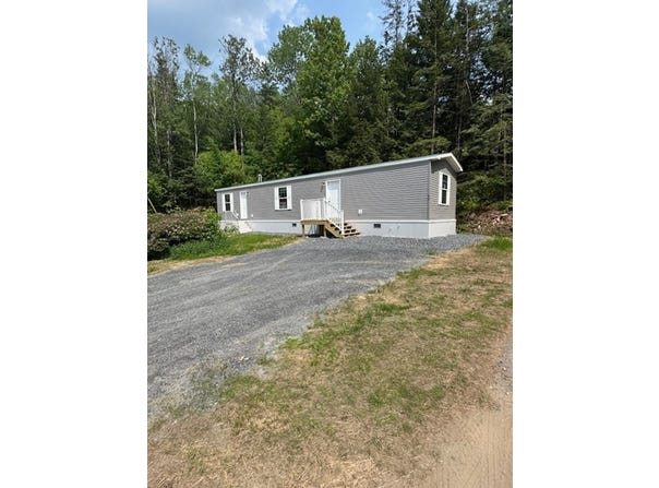 40 3rd Street, St. Johnsbury, VT 05819
