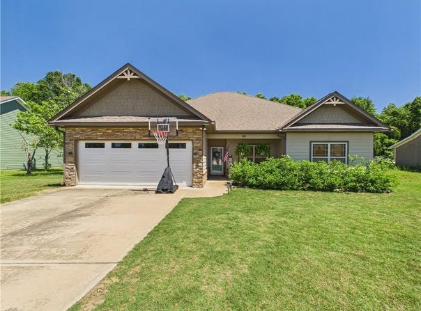 54 Winter Hawk Drive, Fort Mitchell, AL 36856