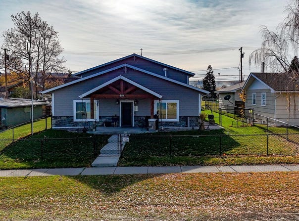 404 3rd Avenue E, Polson, MT 59860