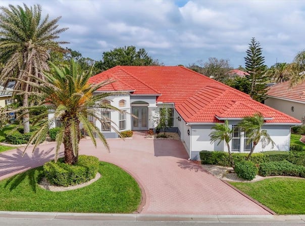 945 CHICKADEE DRIVE, VENICE, FL 34285
