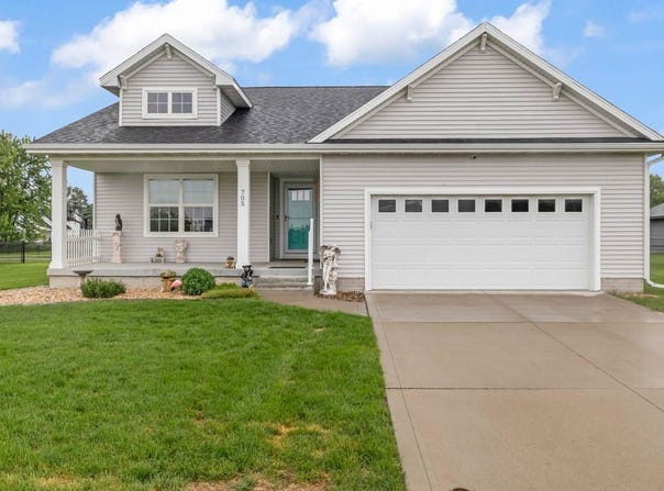 705 Ironwood Avenue, Woodward, IA 50276