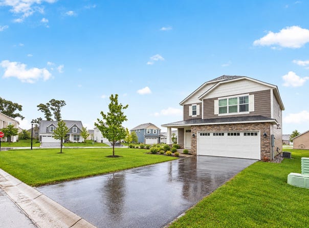 8826 152nd Lane NW, Ramsey, MN 55303