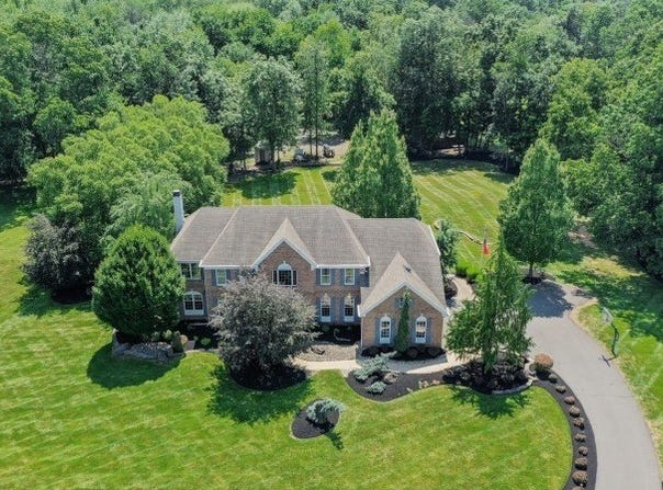 10 Christie Way, Branchburg Twp., NJ 08853-5003