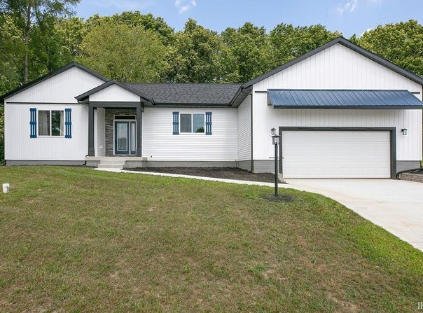 20043 Turquiose Lane, Goshen, IN 46528