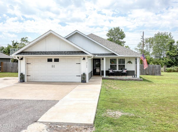 3135 Shepard Avenue, Baxter Springs, KS 66713
