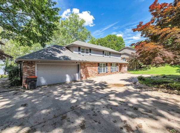 3112 Shore Drive, Grove, OK 74344