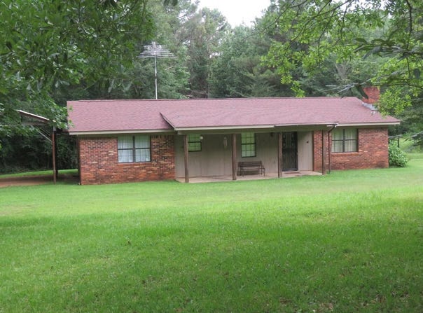 2613  Attala Rd 2277, McCool, MS 39108