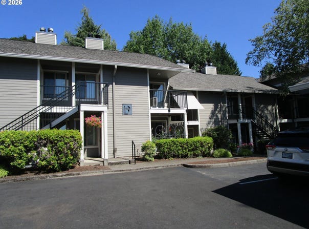 86 KINGSGATE Rd, LakeOswego, OR 97035
