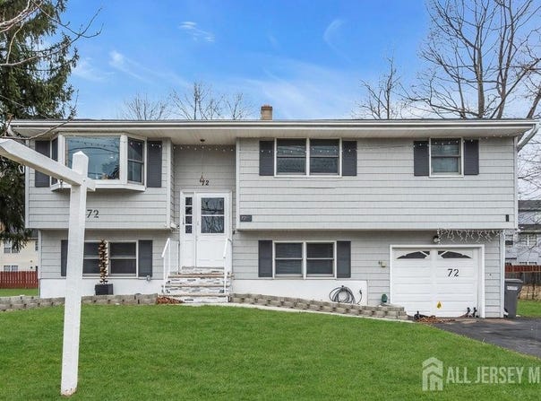 72 Carlton Avenue, Piscataway, NJ 08854