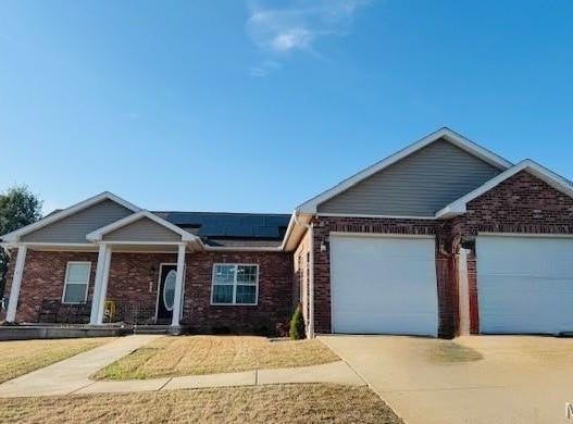 198 Cedar Meadows Drive, Jackson, MO 63755