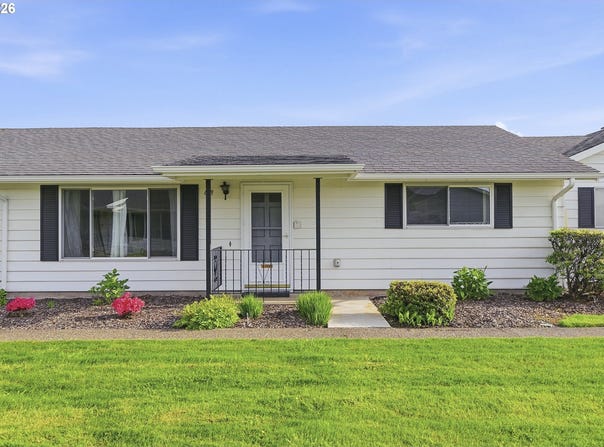 618 NE FLEMING Ave, Gresham, OR 97030