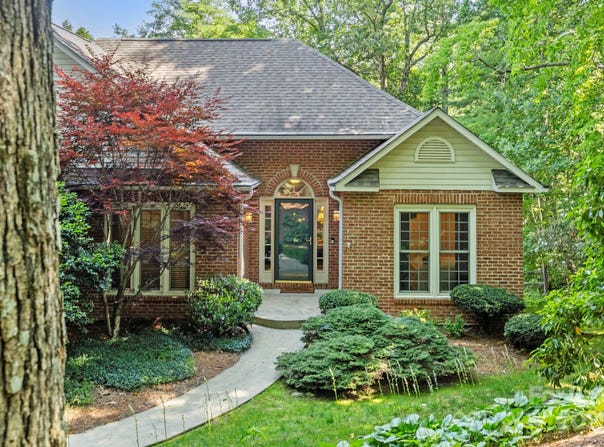 741 Zelda Court, Hendersonville, NC 28792