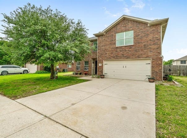 115 Palomino Lane, Krum, TX 76249