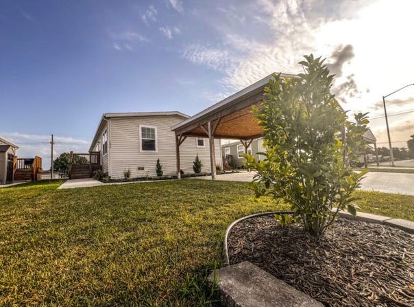 1090 E Park Street, Gardner, KS 66030