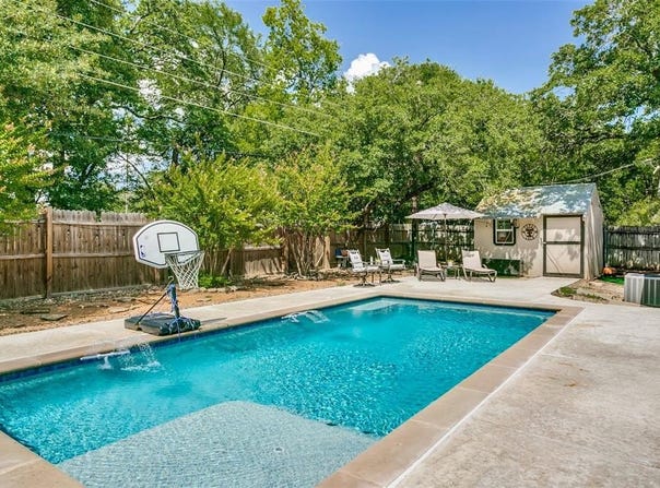 1328 Kathryn Street, Hurst, TX 76053