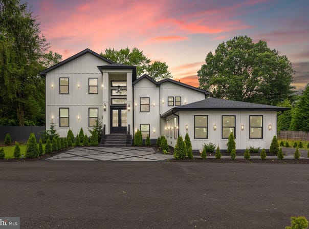 4329 BRIDGEBORO ROAD, MOORESTOWN, NJ 08057