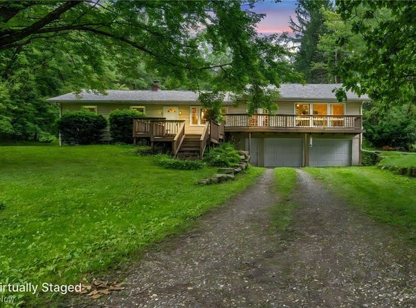 3954 Homestead Road, Ravenna, OH 44266