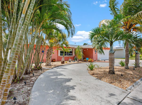 1490 Saturn Street, Merritt Island, FL 32953