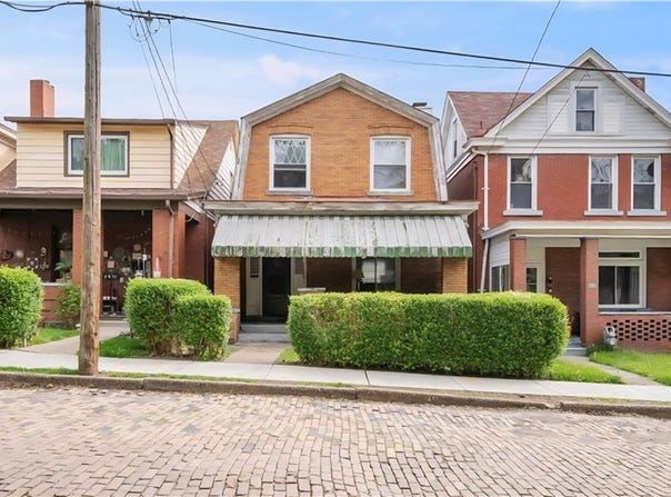 532 Russellwood Ave, Stowe Twp, PA 15136