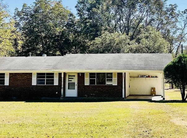 7028 HIGHWAY 2, Oak Grove, LA 71263