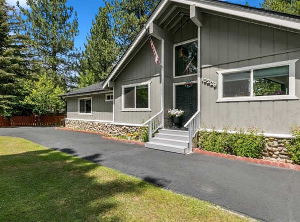 10228 Jeffery Pine Road, Truckee, CA 96161
