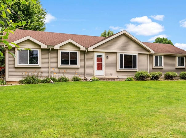 3298 Box Hill Road, Sun Prairie, WI 53590
