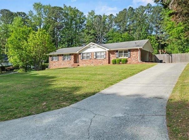 3127 Hidden Forest Drive, Snellville, GA 30078