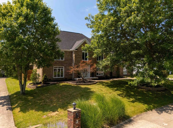 52 Cedar Drive, Hurricane, WV 25526