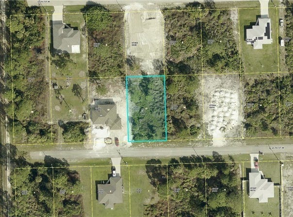 3312 65th Street W, Lehigh Acres, FL 33971