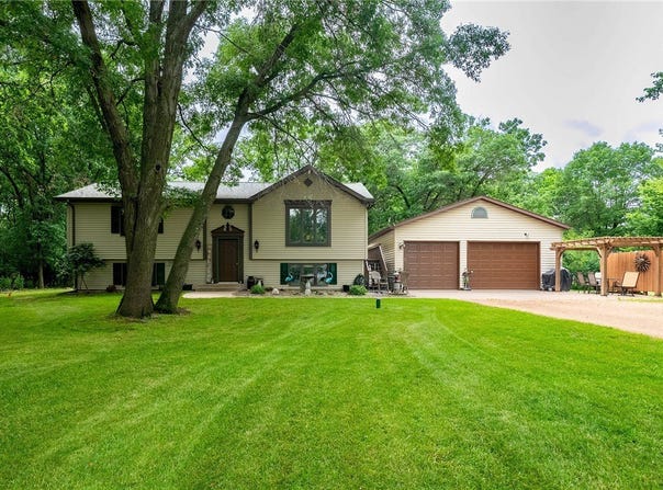 2250 90th Street, Eau Claire, WI 54703