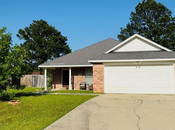 10159 English Oaks Drive, Keithville, LA 71047
